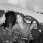 Linda Mead arriving at airport: Image 1 by Edwin E. Meek